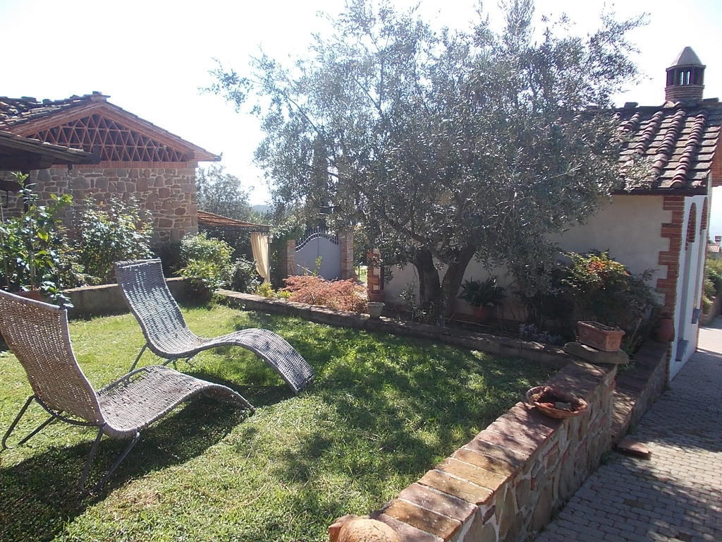 Casa Vacanze La Porta Vinci Ngoại thất bức ảnh